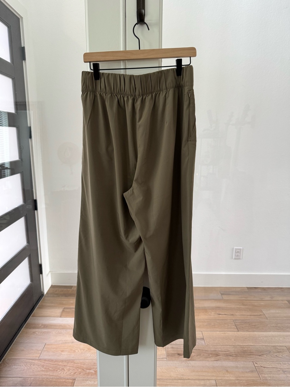 Wayre Cruiser Wide Leg Stretch Pants - Picture 4 of 6